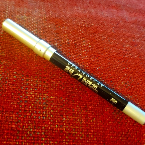 URBAN DECAY 24/7 GLIDE-ON EYE PENCIL. - Picture 3 of 8